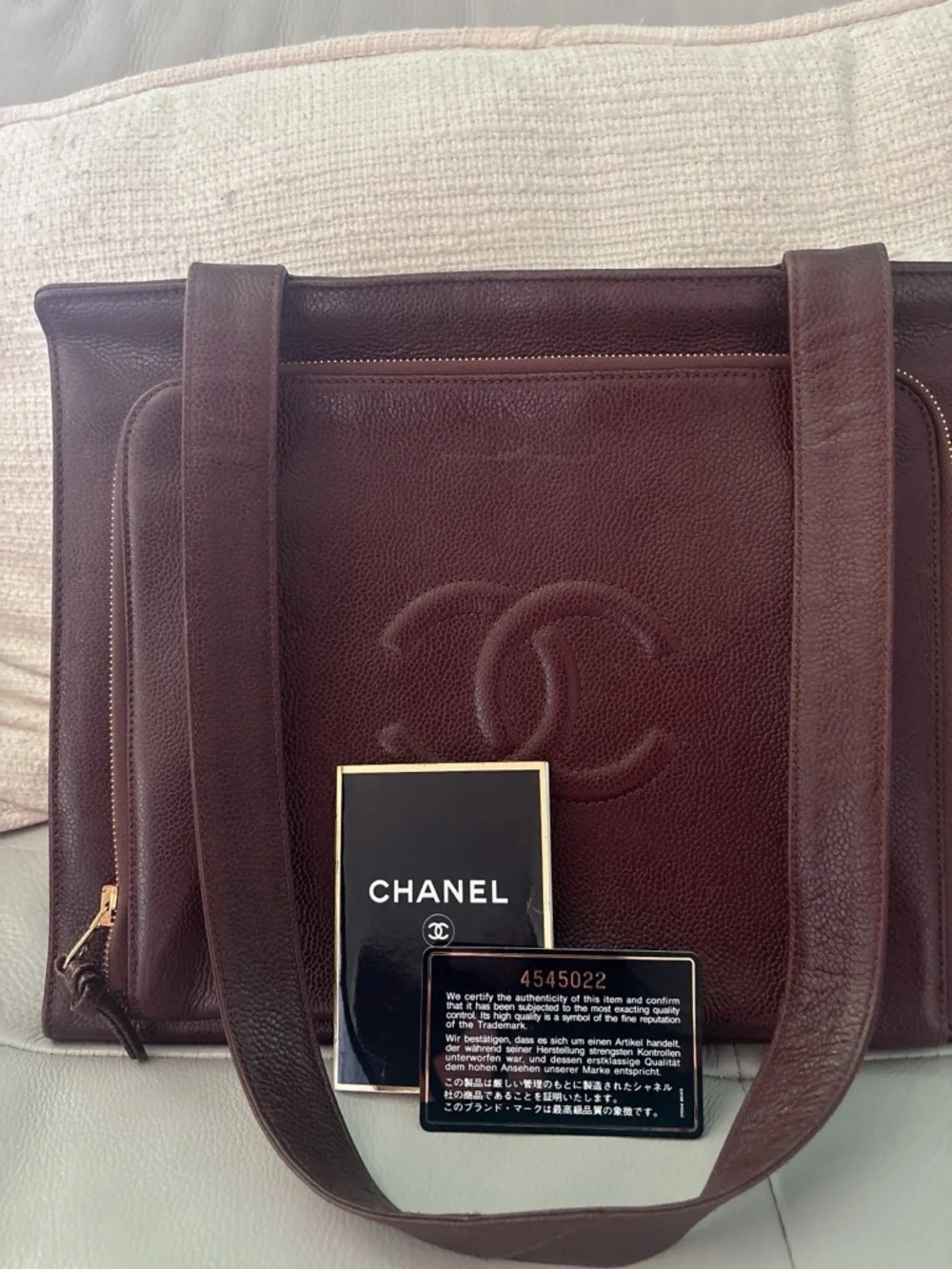 CHANEL Brown Leather Tote with Interior Zip Pocket - Picture 4 of 5